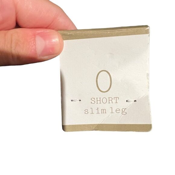 NWT! Chicos navy slim leg pull on pants. Size 0 - Picture 3 of 9